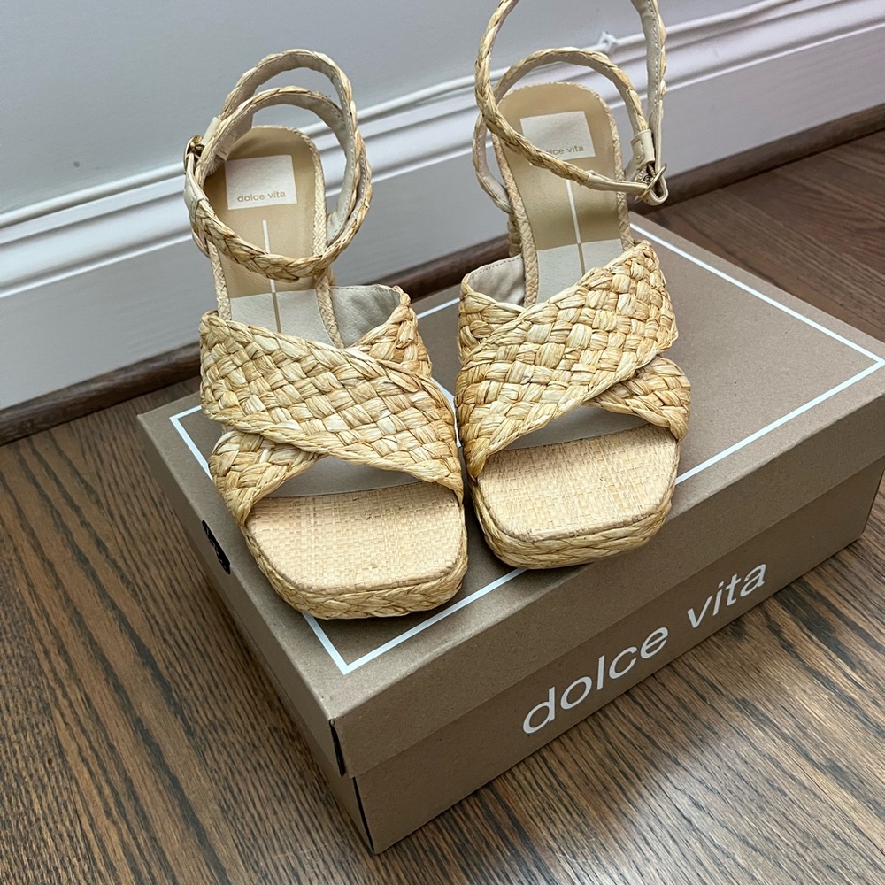 Dolce Vita Asala NWT
